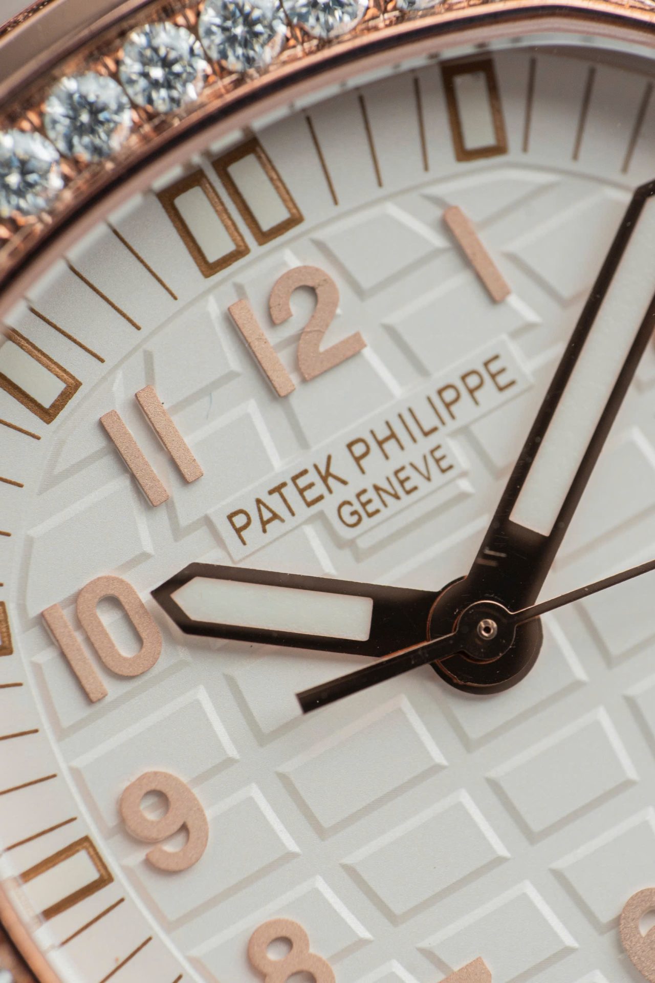 Patek Philippe Best Replicas Aquanaut 5067 Customs Moissanite Diamonds PPF Factory 35.6mm - Top club