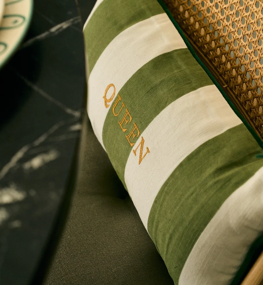 Queen Cushion
