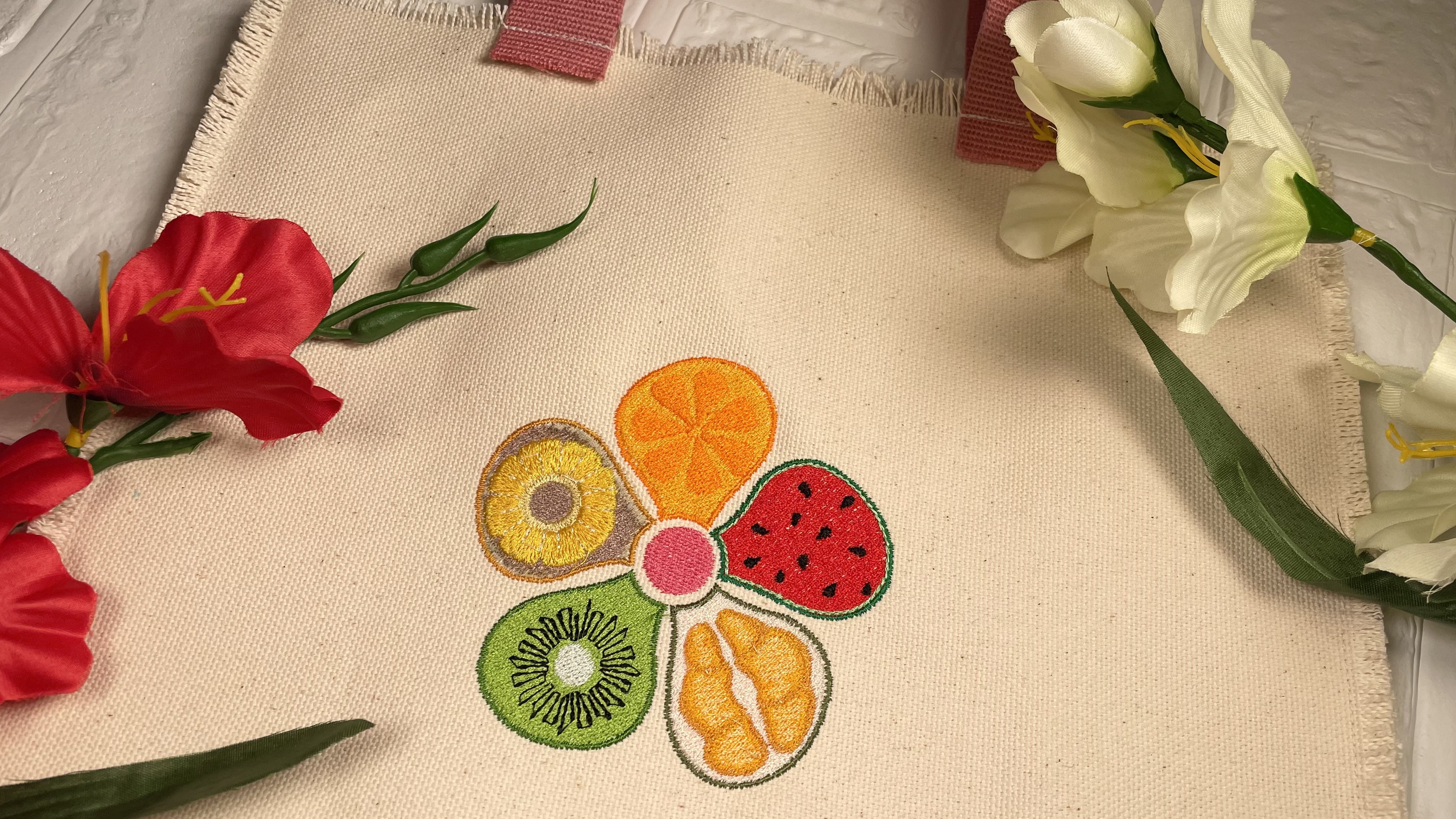 Brother SE725 Sewing and Embroidery Machine with Artspira App, 50 Free Designs - Image 18