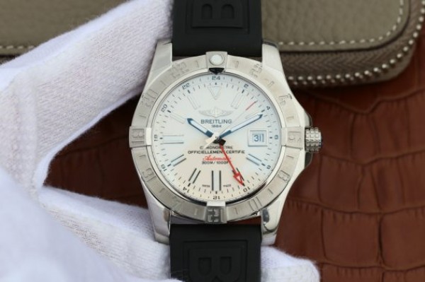 Replica Breitling Avenger GMT SS GF White Dial Black rubber Strap A2836 - Top club