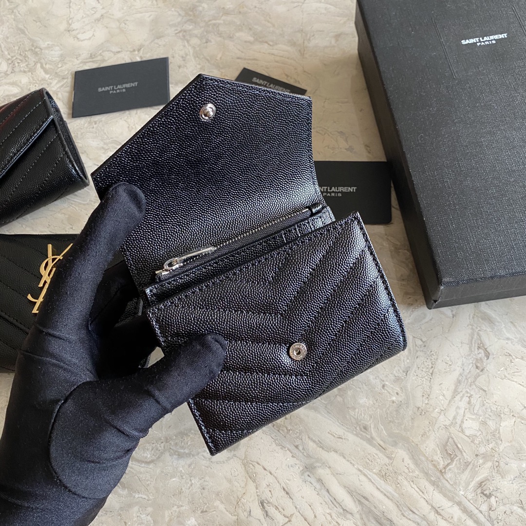 MONOGRAM CARD CASE IN GRAIN DE POUDRE EMBOSSED LEATHER1:1High-quality replica