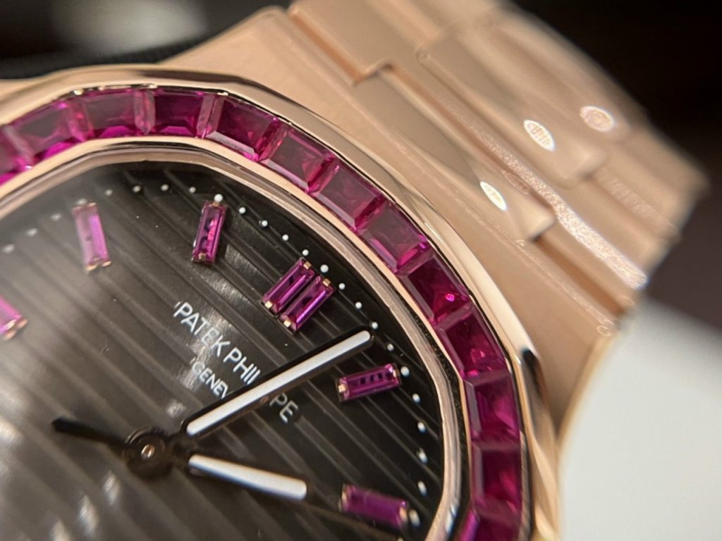 Patek Philippe Nautilus 5723 Replica Watch Gold Wrapped With Red Ruby 40mm - Top club