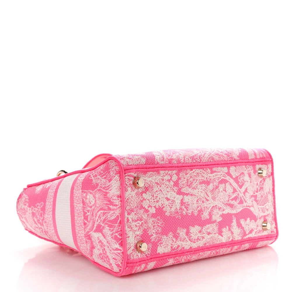Superfake Dior Handbags in Fluorescent Pink Embroidery1:1High-quality replica
