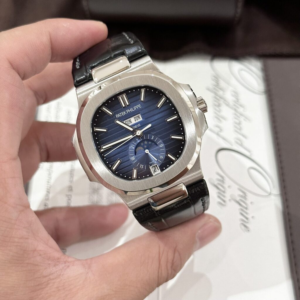 Patek Philippe Nautilus 5726 Replica 1:1 Watch Blue Dial Leather Strap GRF 40.5mm - Top club