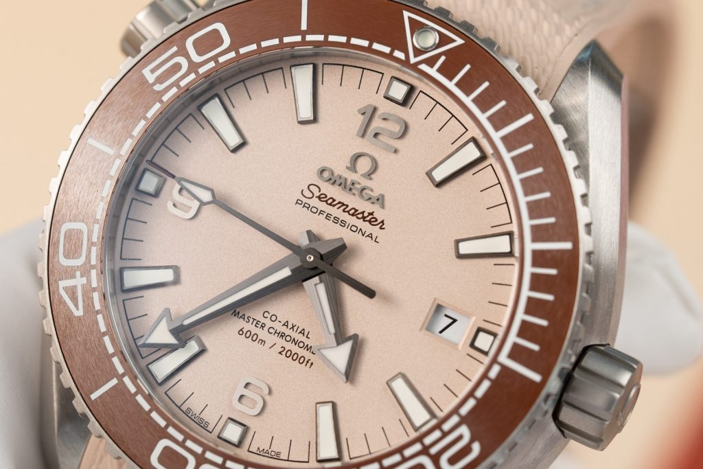 Omega Best Replica Watches Planet Ocean 600M Dial Light Pink VS Factory 43.5mm - Top club