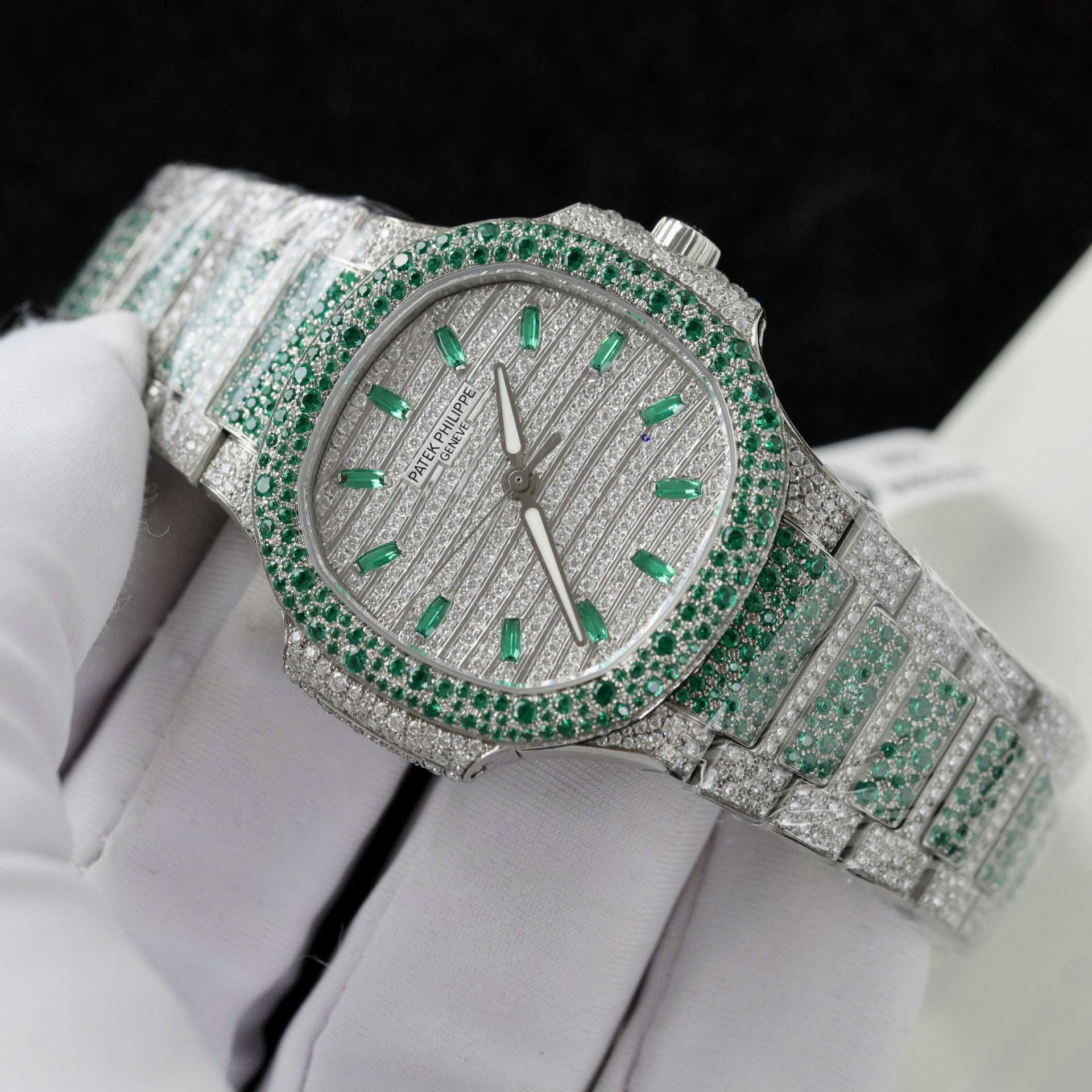 Patek Philippe Best Copies Watch Nautilus 7118 Custom Diamonds Moissanite Hong Kong 35.2mm - Top club