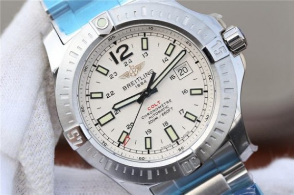 Replica Breitling Colt Automatic 44mm SS GF White Textured Dial SS Bracelet A2824 - Top club