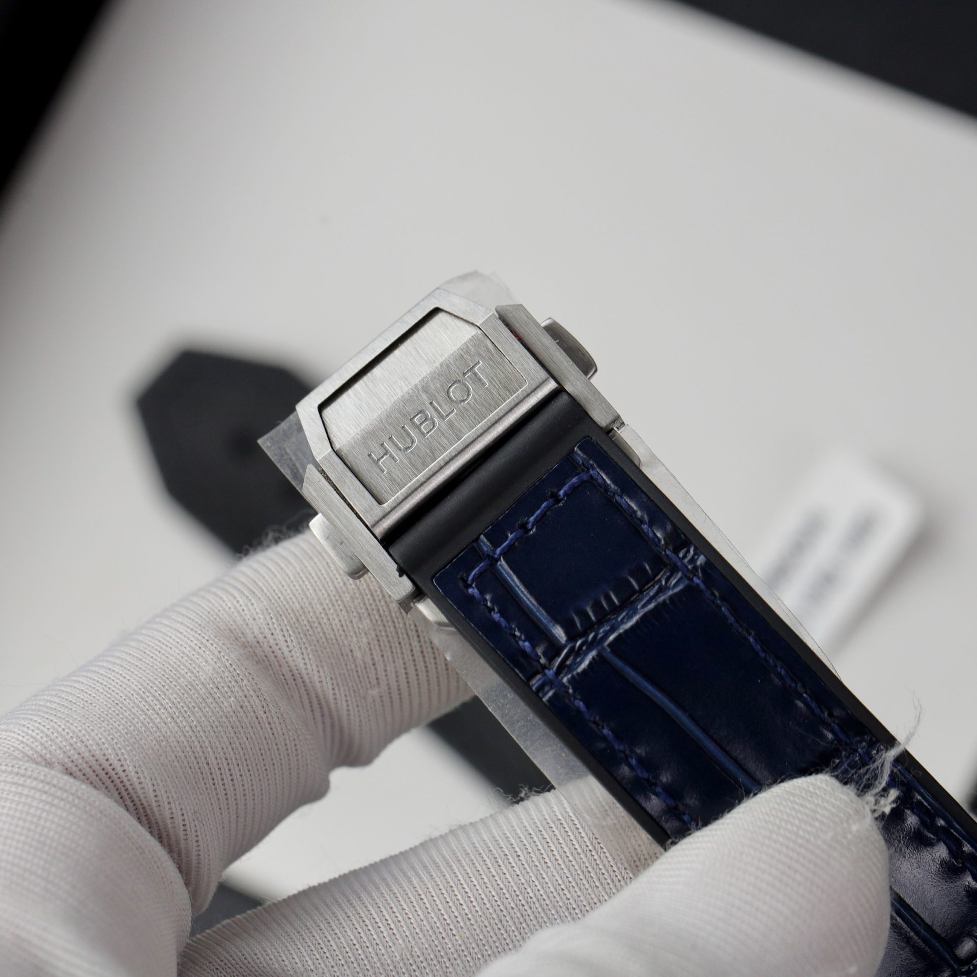 Hublot Fake Watch Big Bang One Click Dial Blue Custom Diamonds Moissanite 39mm - Top club