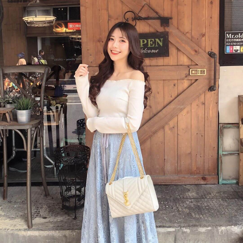 Replica Saint Laurent Grain Leather Envelope Medium Bag 487206 White1:1High-quality replica