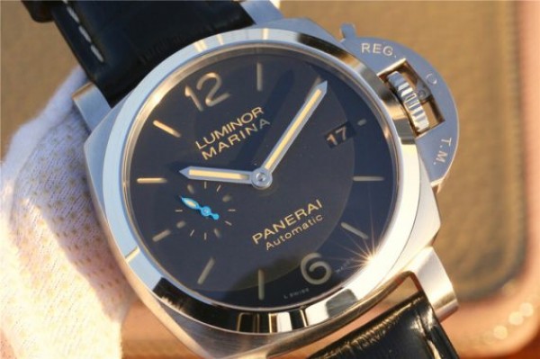 Replica Panerai PAM1392 XF Black Dial Black Leather Strap P9010 - Top club