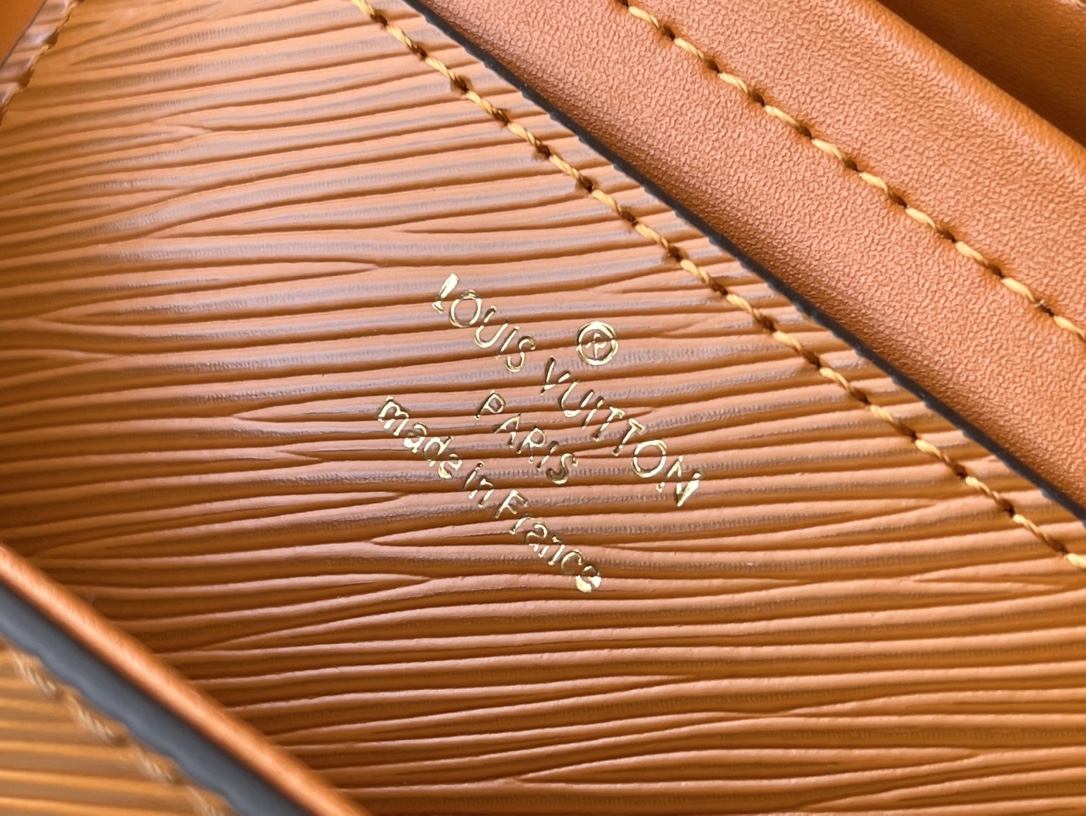 Louis Vuitton Twist MM M215551:1High-quality replica