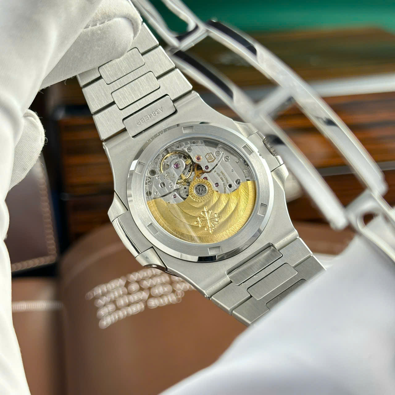 Patek Philippe Nautilus 5711 Replica Watch Refined Full Options Like Auth Top Top Quality 40mm - Top club