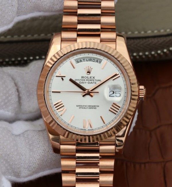 Replica Rolex Day-Date 40mm 228235 RG Noob Silver Dial Roman Markers RG President Bracelet A3255 - Elite Watch Atelier