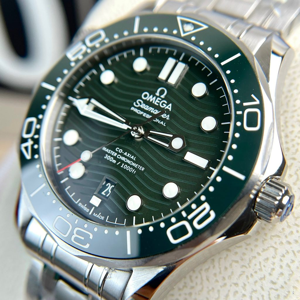 Omega Replica 11 Watch Seamaster Green Face Diver 300M Factory VS 42mm - Top club