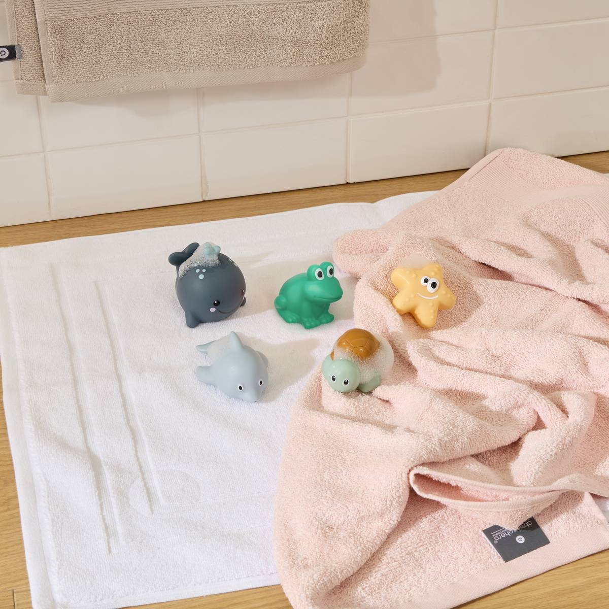 Set of 5 children's bath toys "Orta" 9.5x9.5 cm