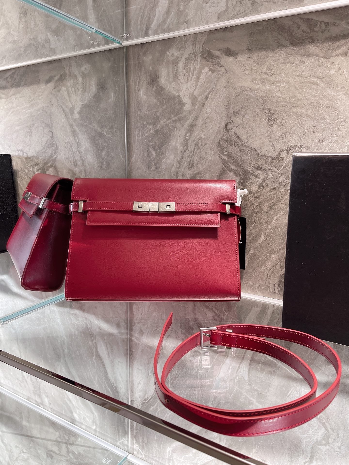 TO – Luxury Edition Bags SLY 1761:1High-quality replica