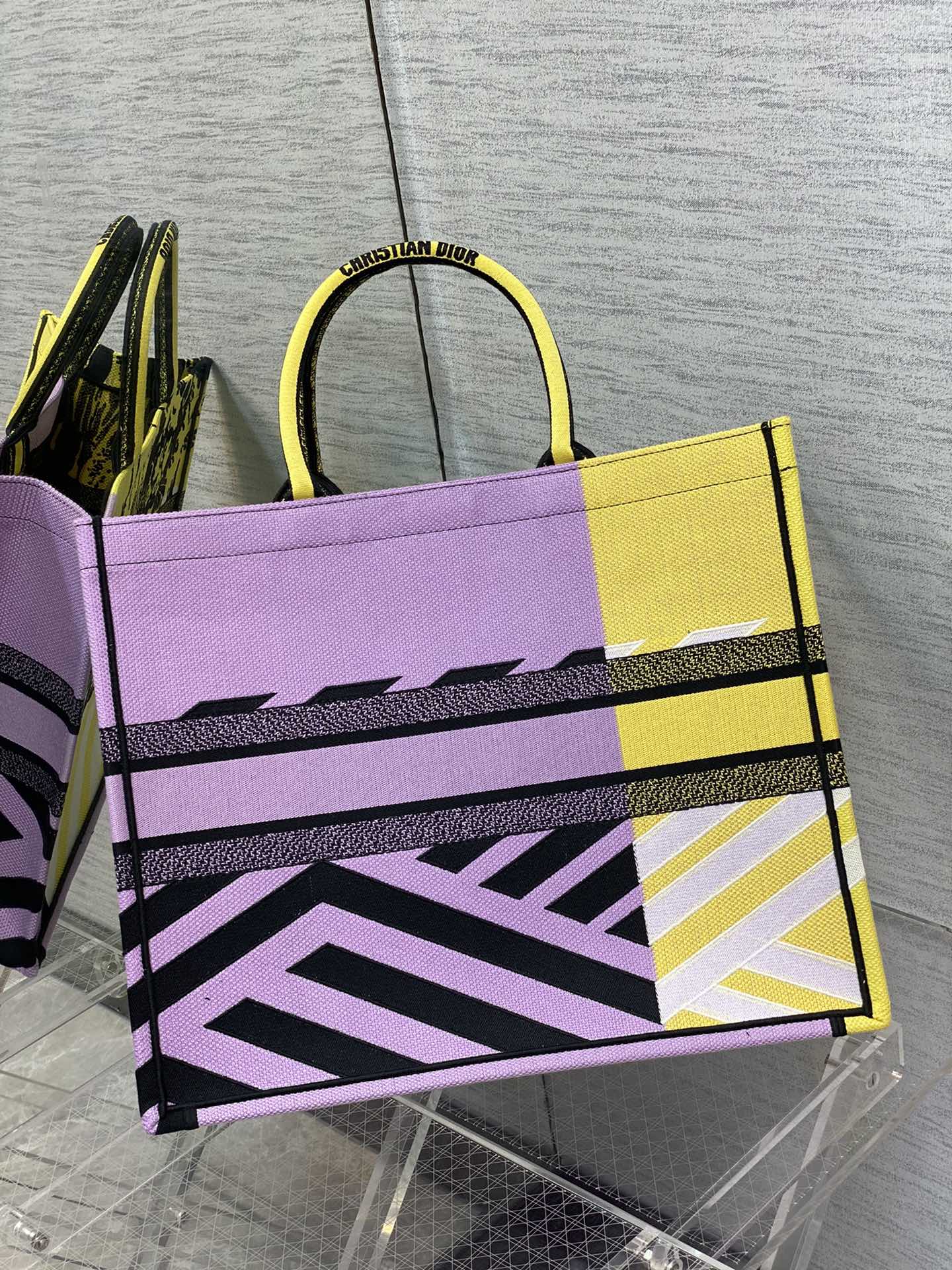 Christian Dior Large Dior Book Tote Bright Yellow and Pink D-Jungle Pop Embroidery, Yellow/Pink, For Women Women’s Handbags, 41cm CD M1286ZRON_M8861:1High-quality replica