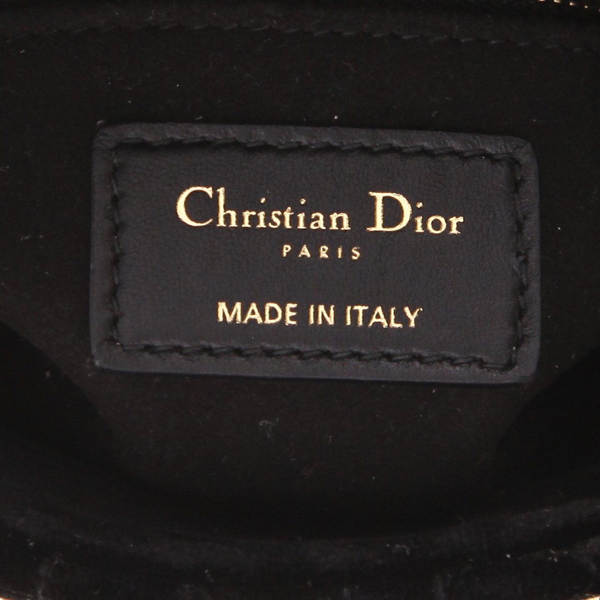 Dior Lady Dior handbag in black velvet1:1High-quality replica