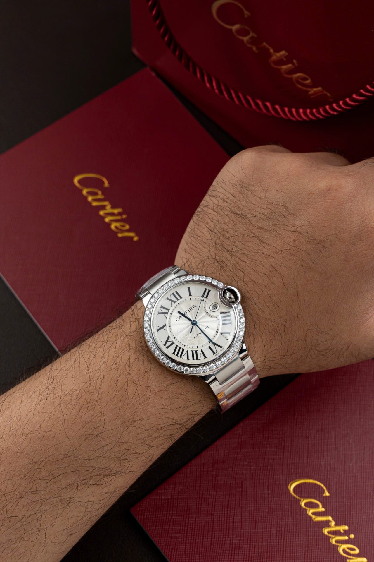 Cartier Ballon Bleu WE9009Z3 White Dial Replica Watch Bezel Diamond Moissanite AF Factory 42mm - Top club