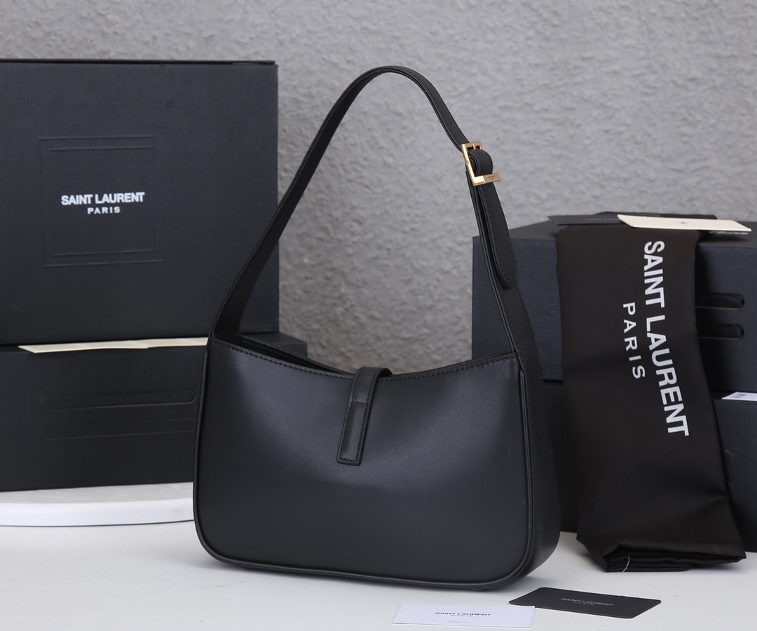 Replica Ysl Le 5 A 7 Hobo Bag In Smooth Leather 20241:1High-quality replica