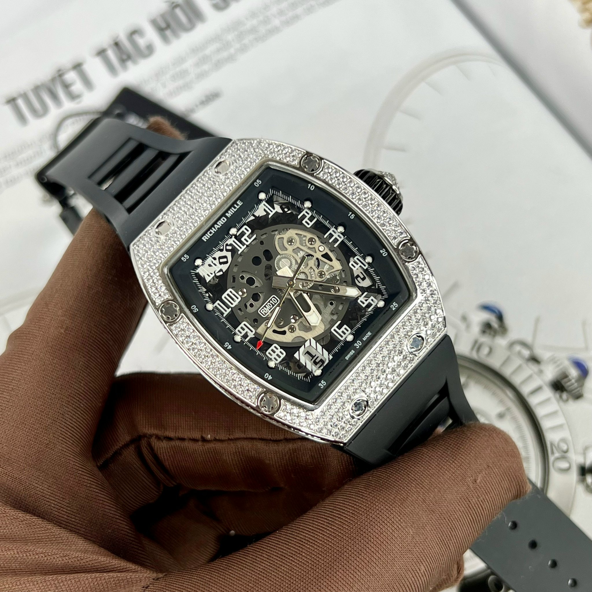 Richard Mille RM 010 Replica 1:1 Watch Silver With Stone Bezel AG 40MM - Elite Watch Atelier