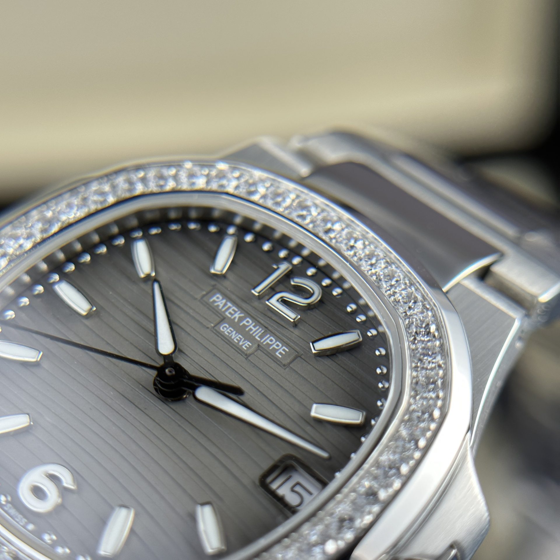 Patek Philippe Fake Watch Nautilus 7010 Gray Dial Womens 32mm - Top club