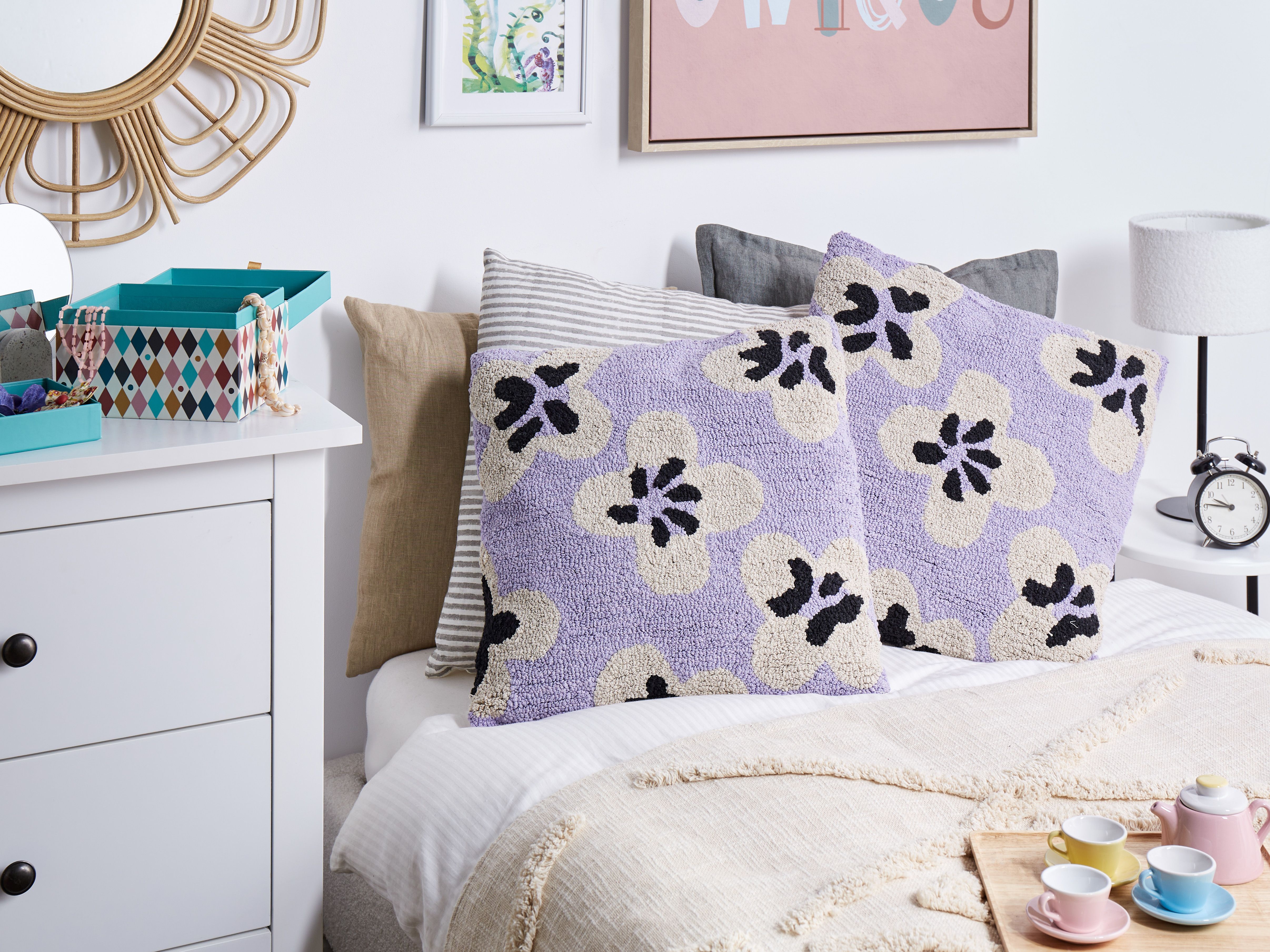 Set of 2 Decorative Cushions SOAPWORT Cotton 45 x 45 cm Purple