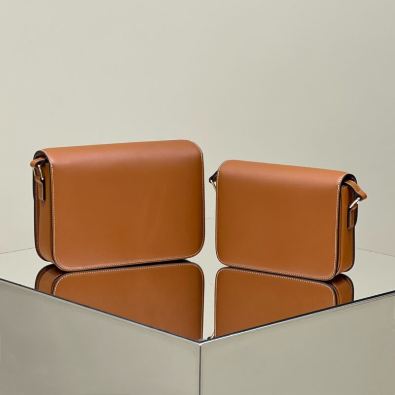 Replica Celine Triomphe Mini Brown1:1High-quality replica