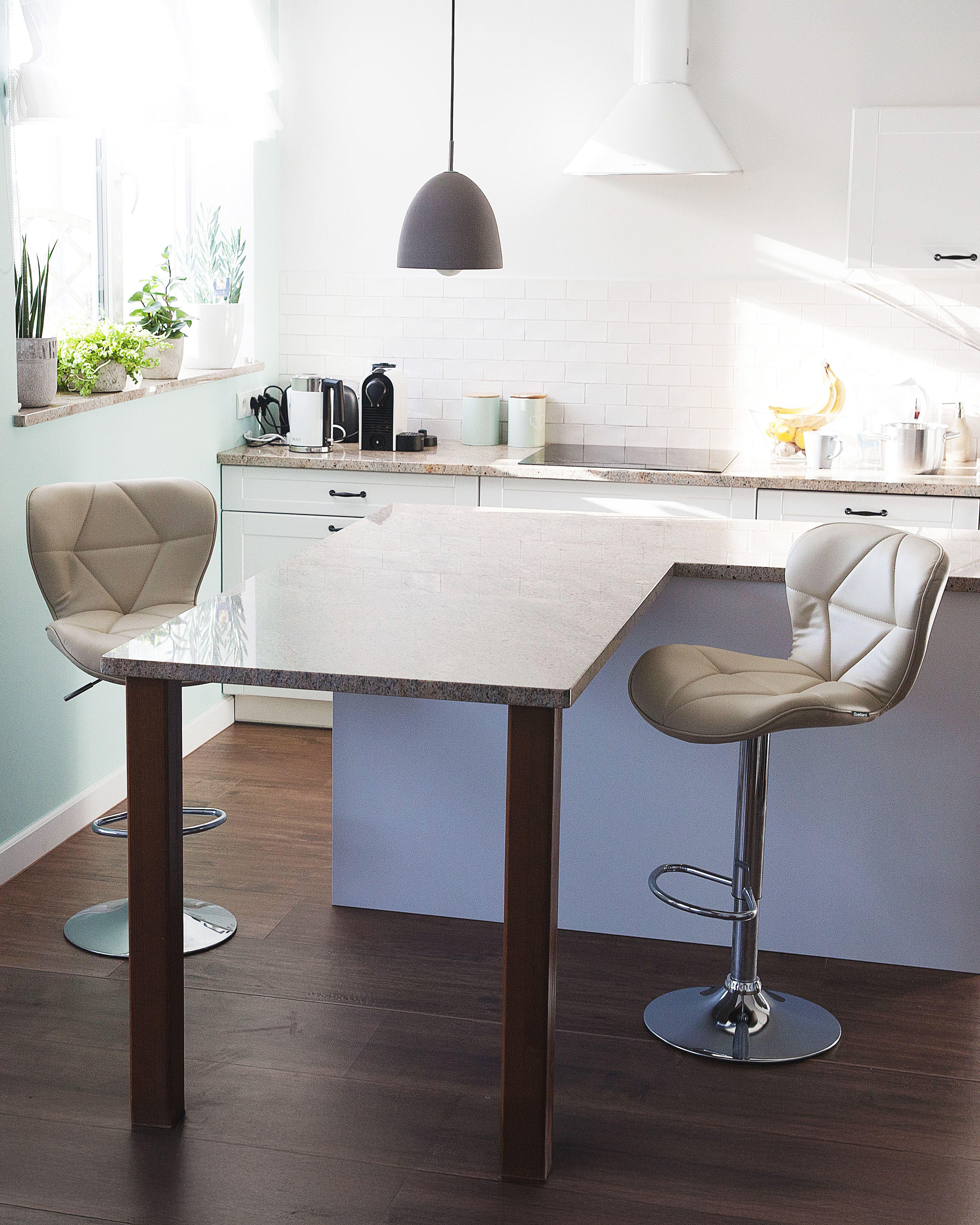 Set of 2 Bar Chairs VALETTA Faux Leather Swivel Light Beige