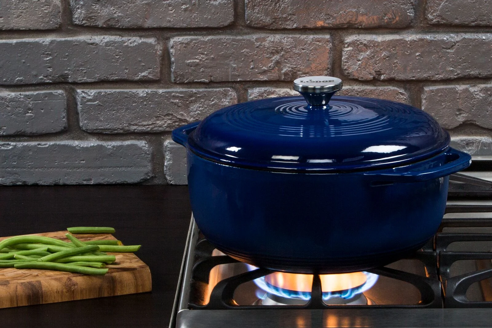 Lodge Cast Iron 6 Quart Enameled Dutch Oven, Indigo - Image 7