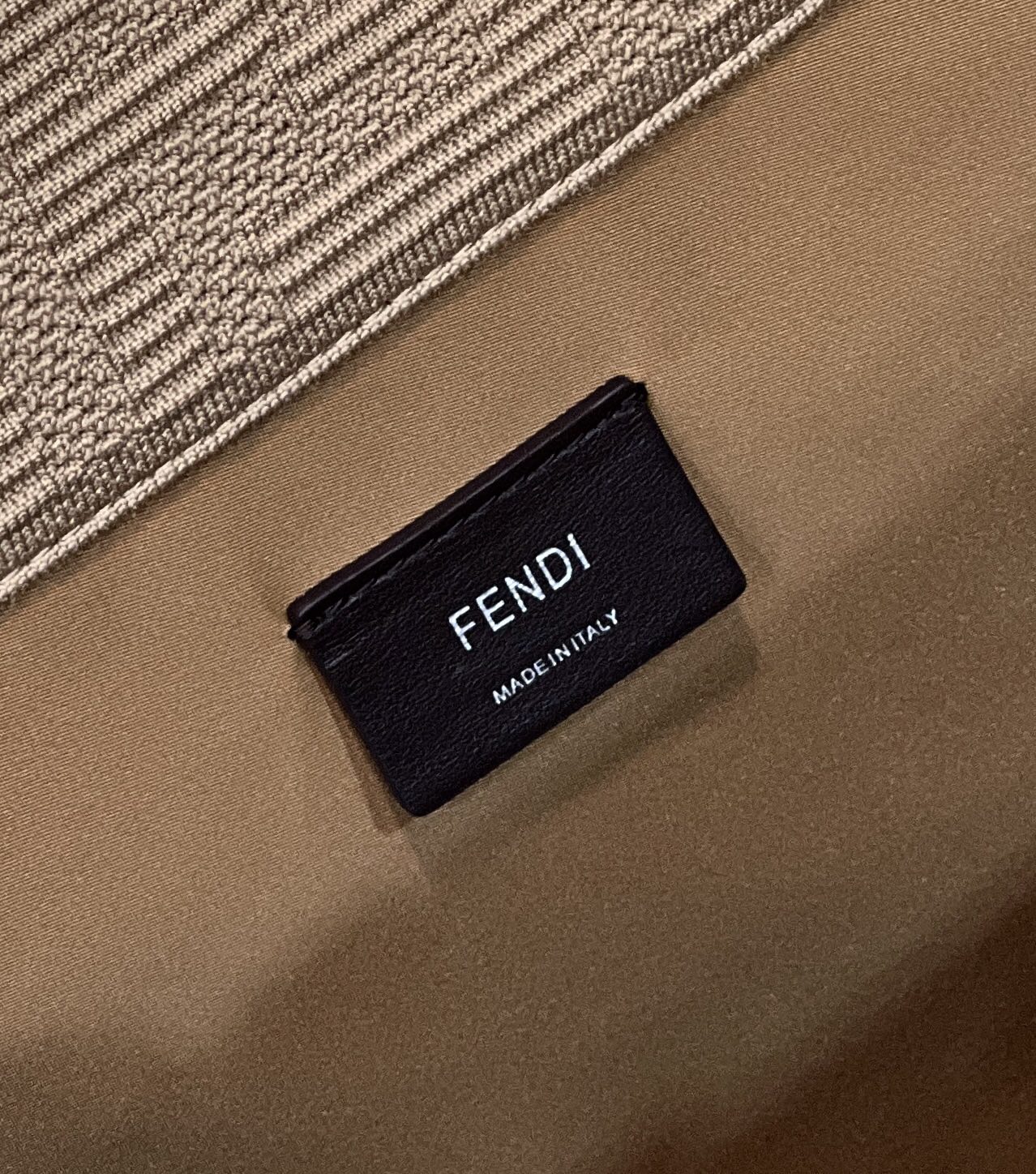 Fendi Sunshine tote - Replicaclubs