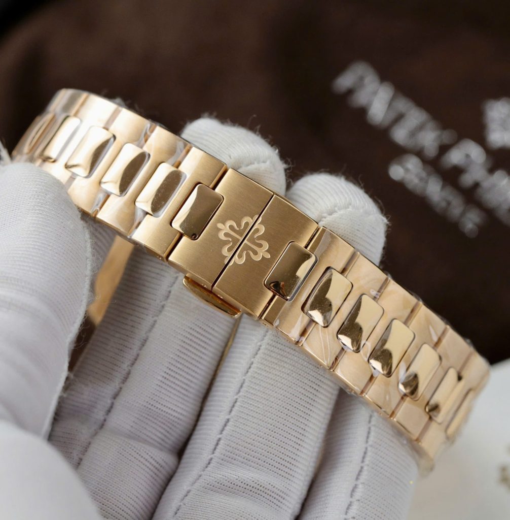 Patek Philippe Nautilus 5724R Gray Dial Replica Watch Gold Wrapped + Moissanite Diamonds PPF 40mm - Top club