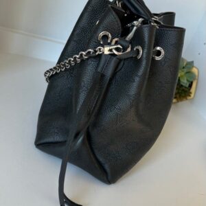 Louis vuitton bella mahina tote black1:1High-quality replica
