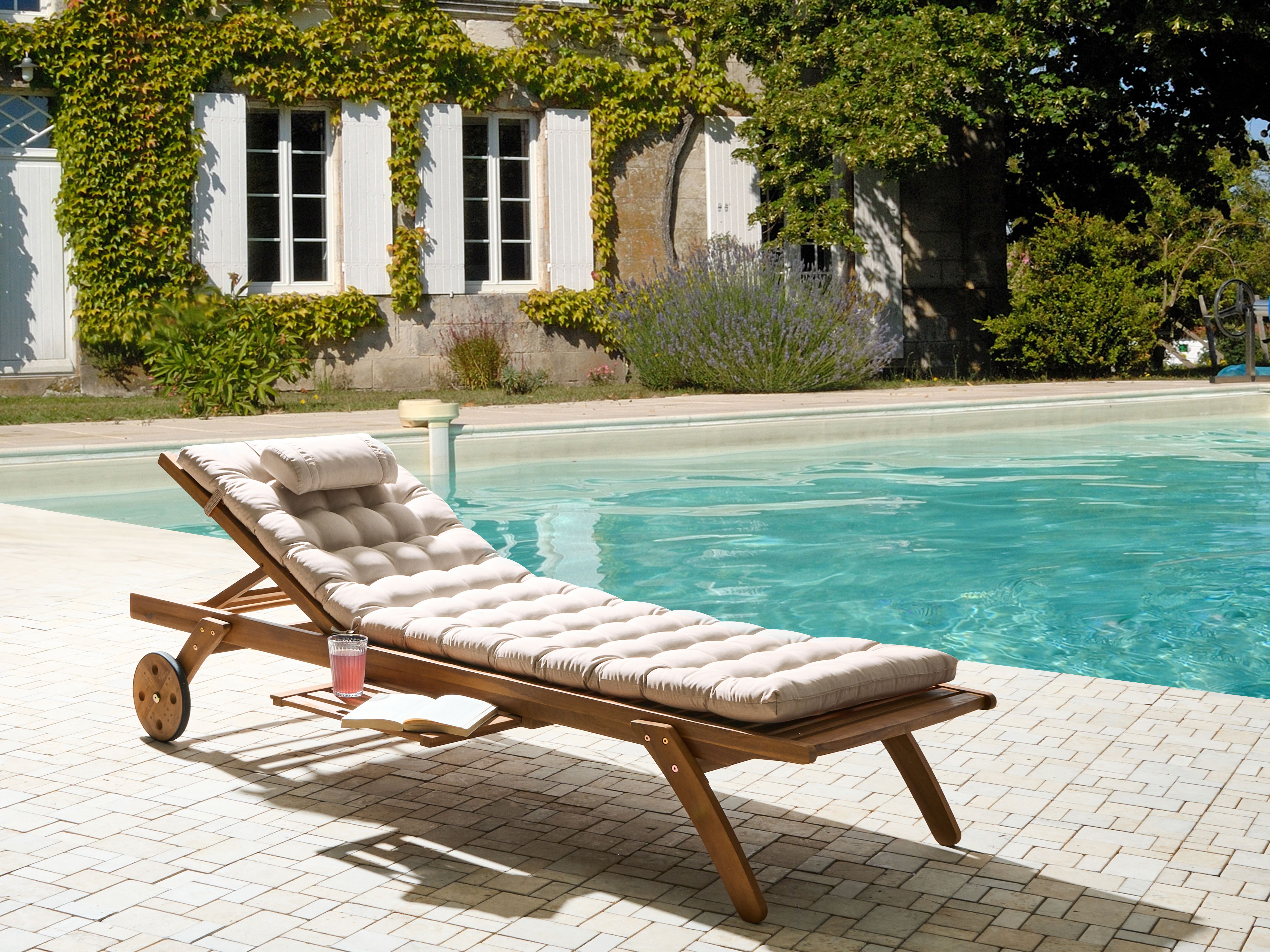 Sun Lounger with Cushion CESANA PREMIUM Acacia Wood Light Beige