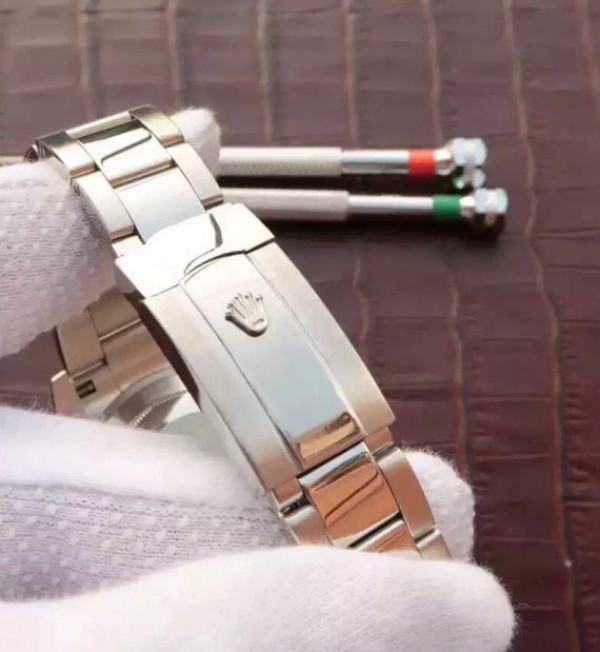 Replica Rolex DateJust 41mm 126334 Fluted Bezel White Dial Diamonds Markers SS Jubilee Bracelet A3235 - Elite Watch Atelier