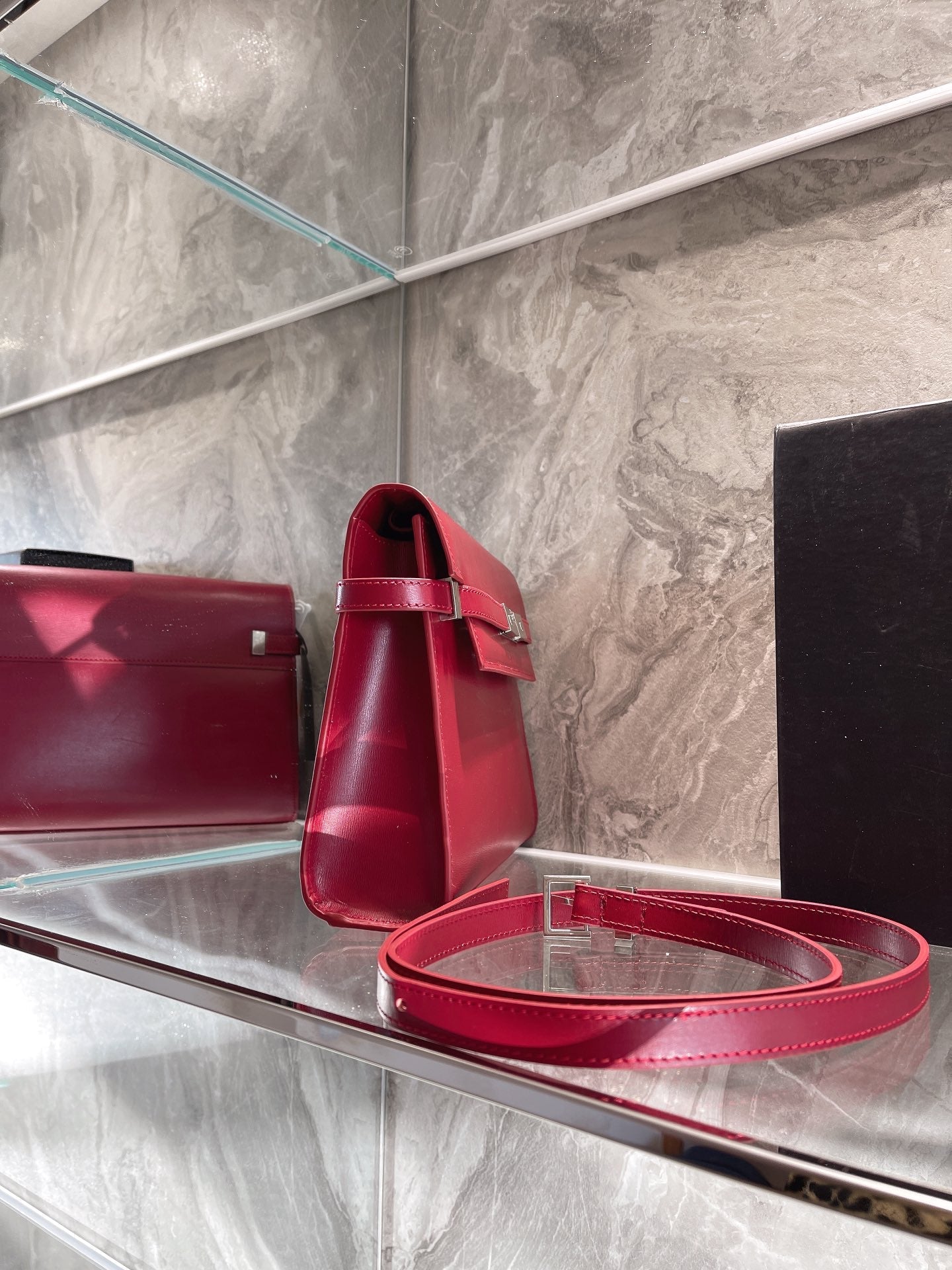TO – Luxury Edition Bags SLY 1761:1High-quality replica