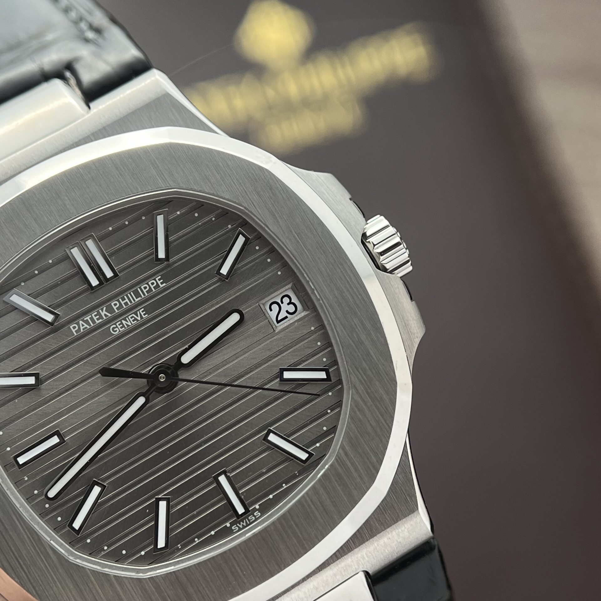 Patek Philippe Nautilus 5711 Replica Watch Gray Dial 3K 40mm - Top club