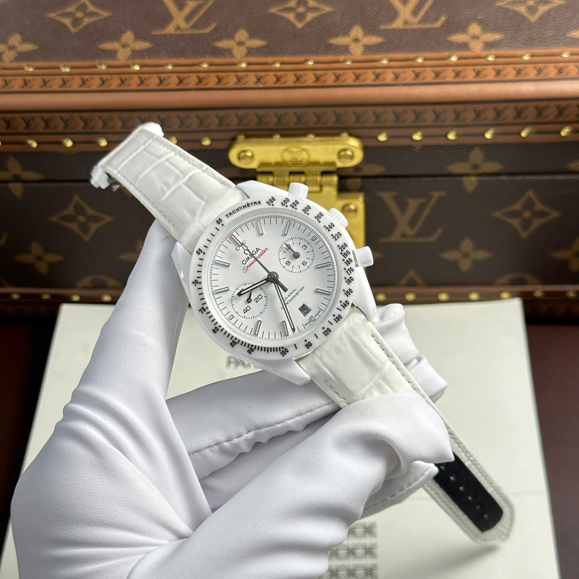 Omega Speedmaster White Ceramic Replica Watch Best Quality N1 Factory 44mm - Top club