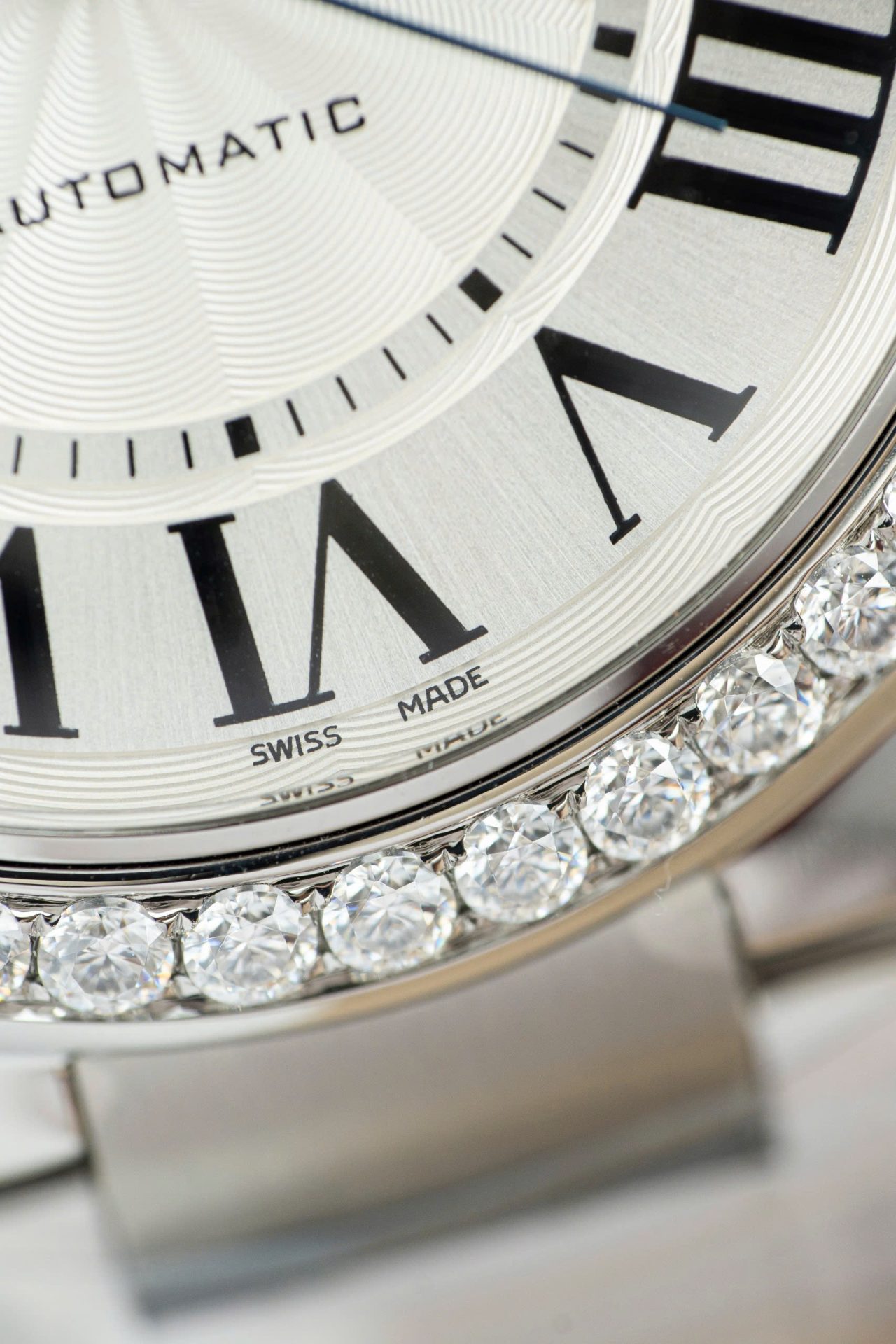 Cartier Ballon Bleu WE9009Z3 White Dial Replica Watch Bezel Diamond Moissanite AF Factory 42mm - Top club
