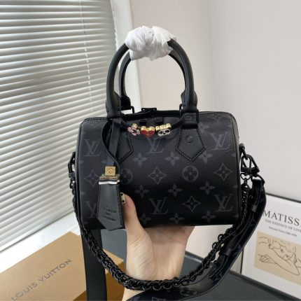 Speedy1:1High-quality replica