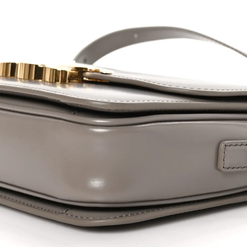 Superfake Celine Pebble Leather with Gold Hardware1:1High-quality replica