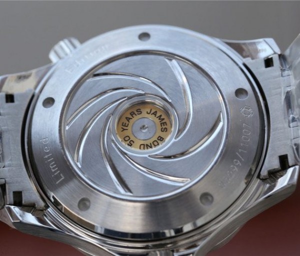 Replica Omega Seamaster 300M Chronometer SS  007  Limited Edition SS Bracelet A2824 - Top club