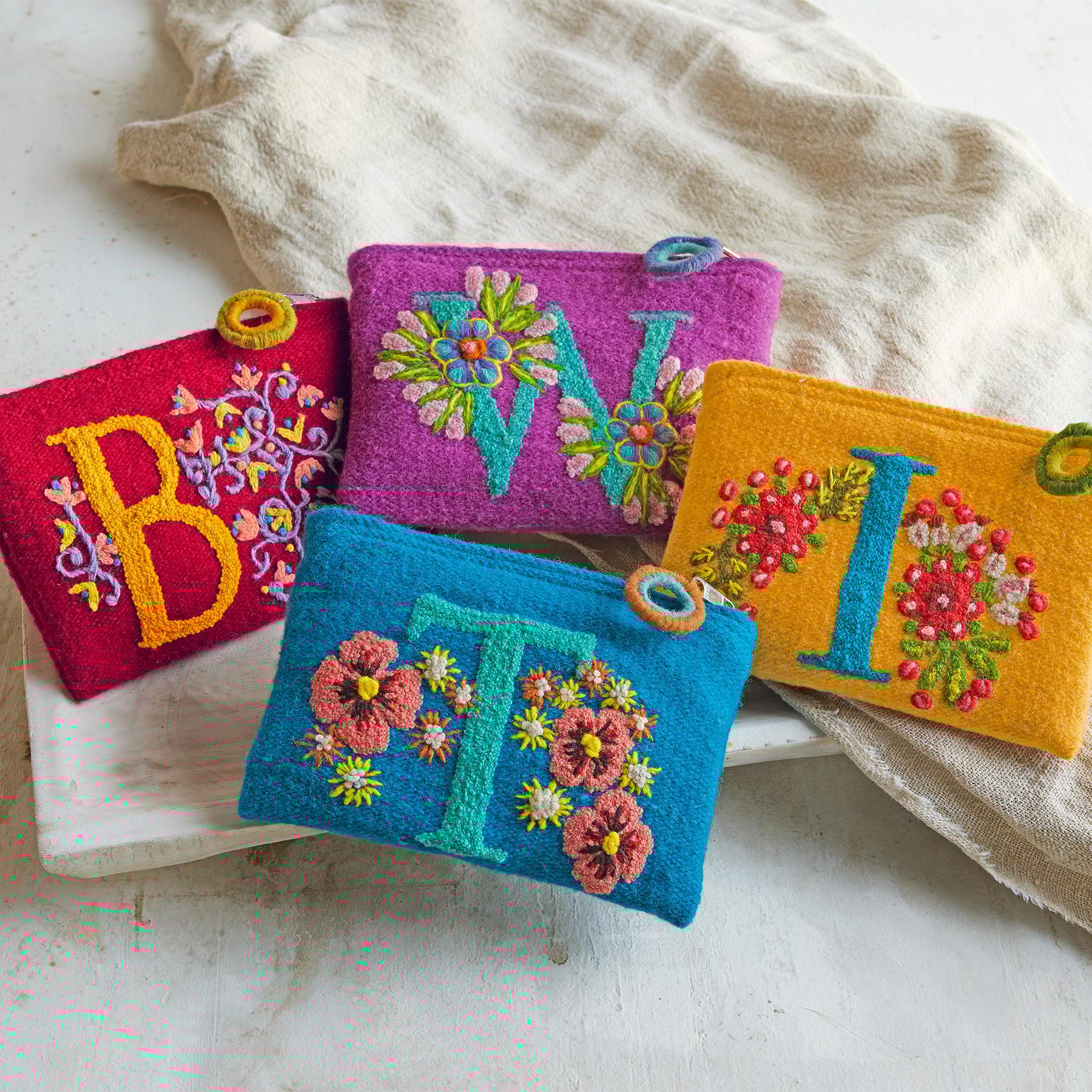 Sweet Nothings Pouch - Sundance Clothing