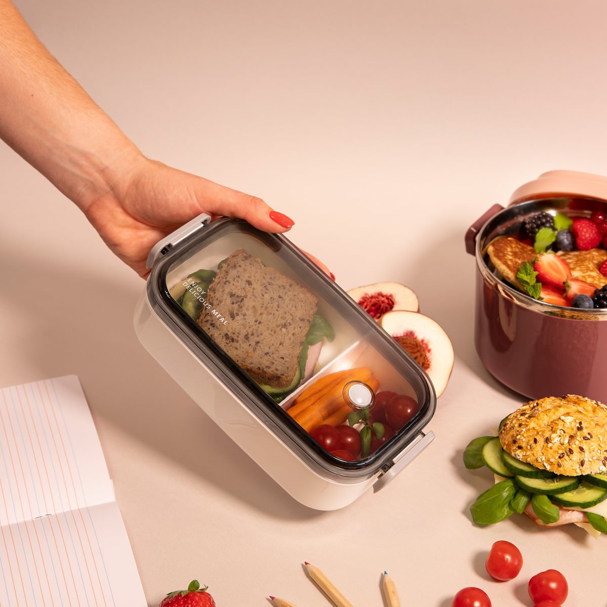 Lunchbox LOENE biały 750 ml