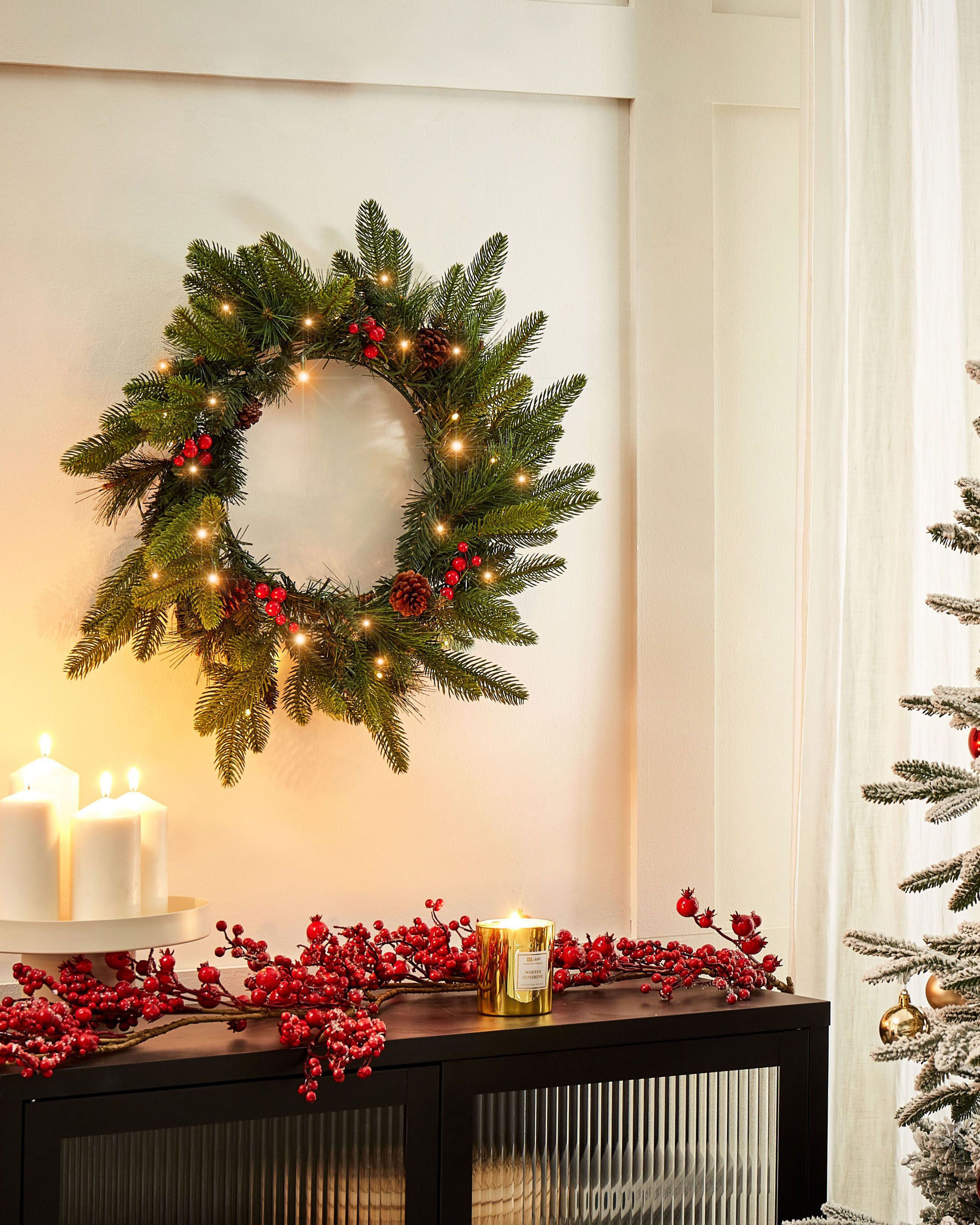 Christmas Wreath LED WHITEHORN Dark Green 50 cm