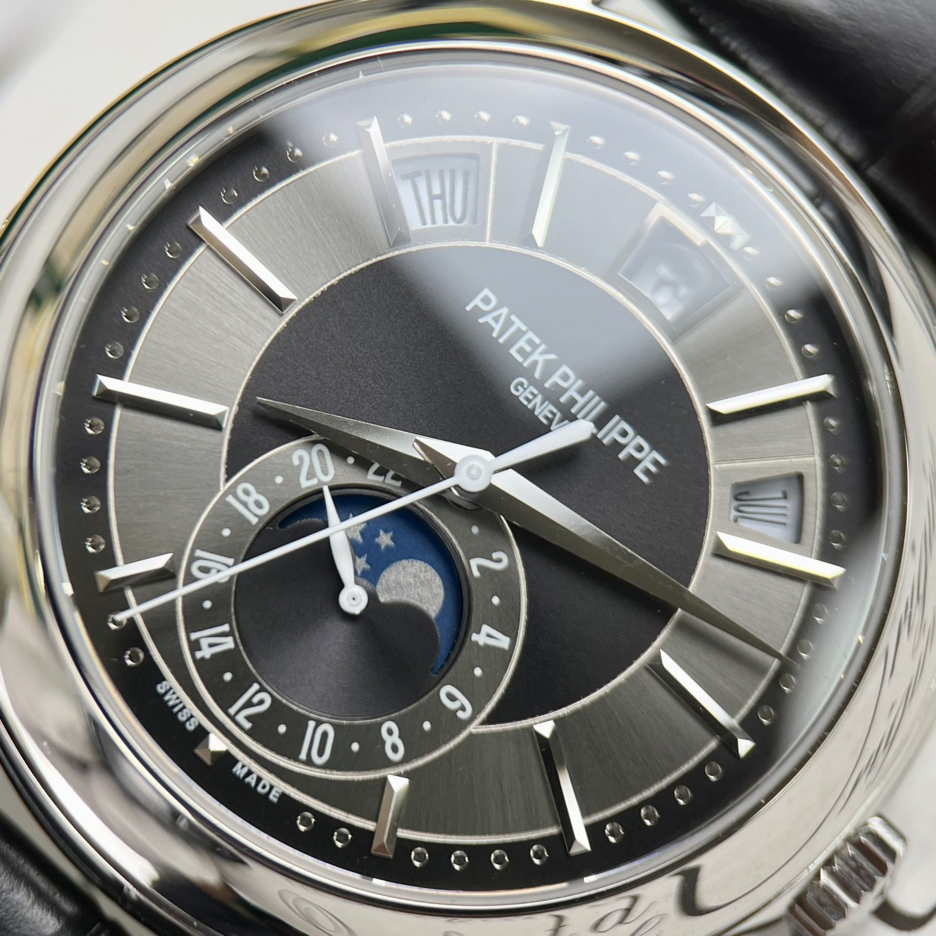 Patek Philippe Complications 5205G Replica Watches Best Quality Leather Strap 40mm - Top club