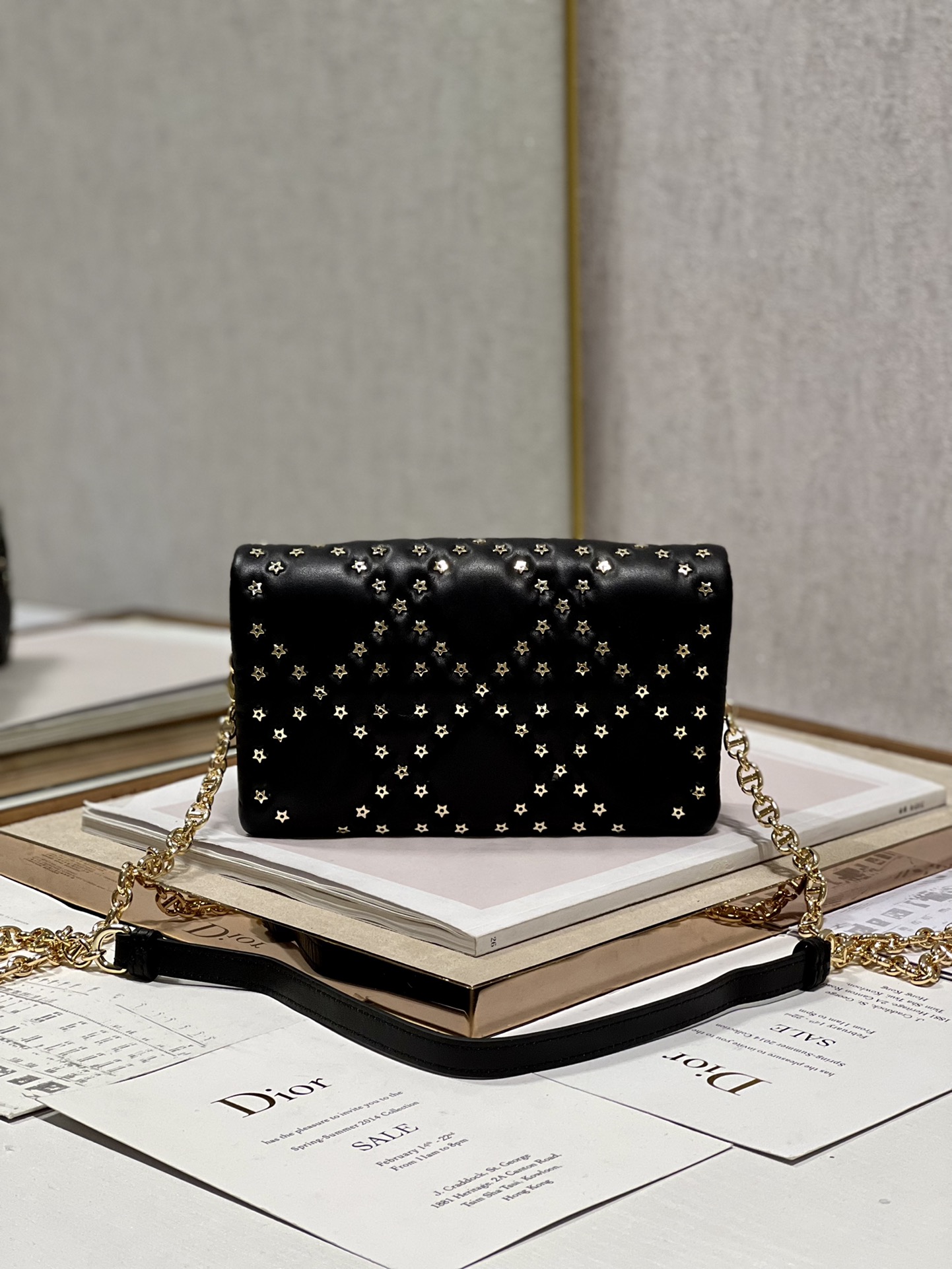 Caro Macrocannage Pouch Black/White For Women 7.5in/19.5cm S5135BNHH_M9001:1High-quality replica