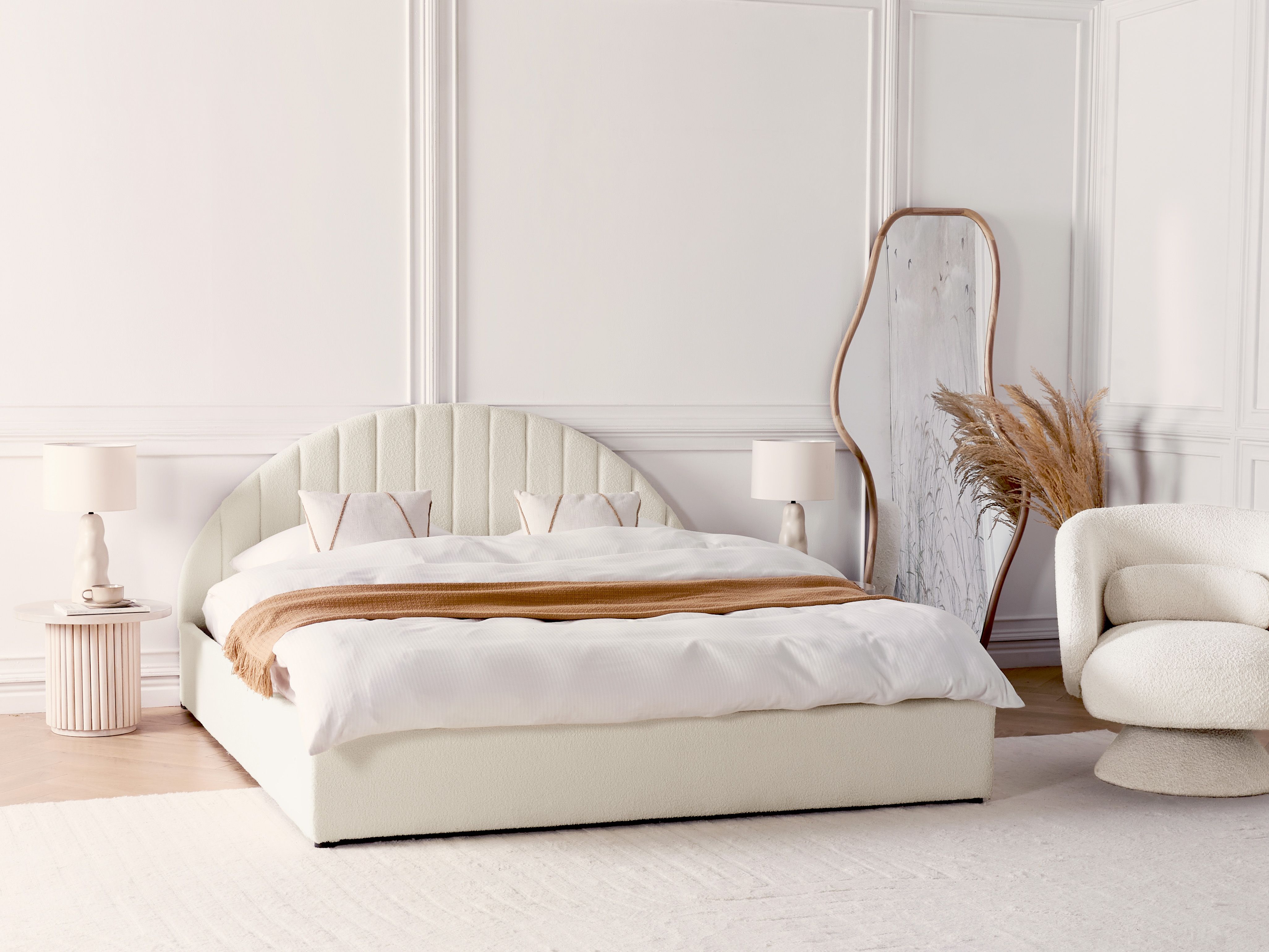 Ottoman Bed Boucle CHADENET 180 x 200 cm (EU Super King) Off-White