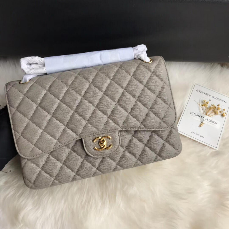 Replica Chanel Caviar Calfskin 30Cm Classic Flap Bag A011131:1High-quality replica
