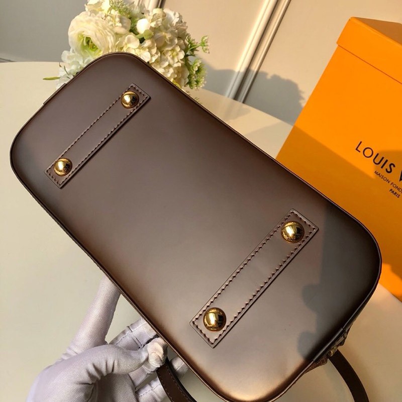 Louis Vuitton Alma BB Replica – Damier Ebene (N41221)1:1High-quality replica